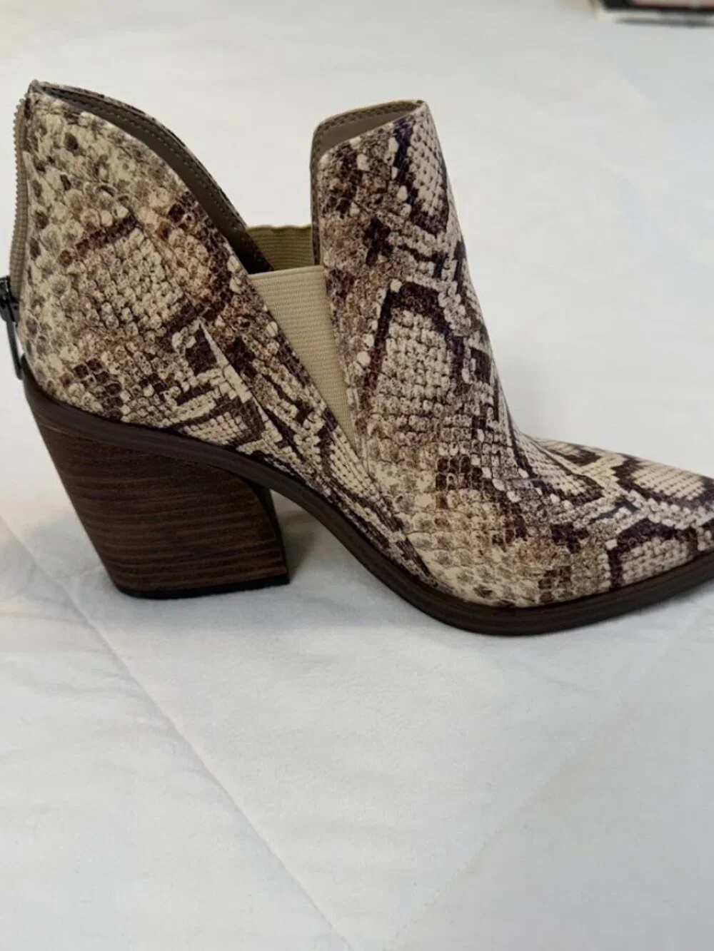 Dolce Vita Snake Print Western‎ Booties – Size 6.5 – Neutral Brown/Cream